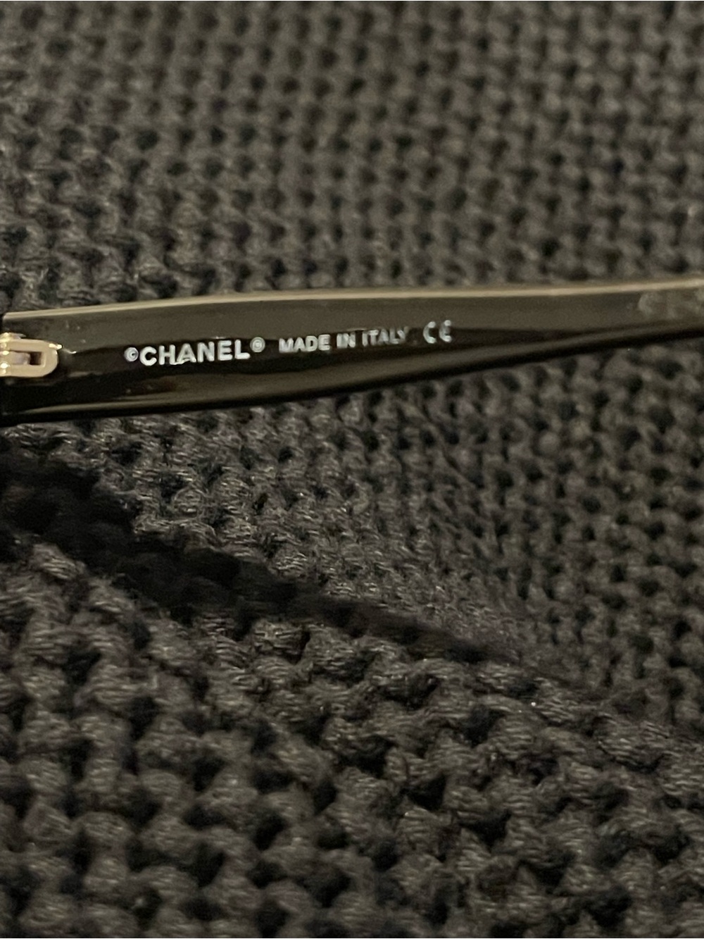 CHANEL Black Gradient Oversized Round Sunglasses - Picture 3 of 4